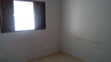 Alugar Casa / Padr&atilde;o em S&atilde;o Jos&eacute; do Rio Preto R$ 650,00 - Foto 9