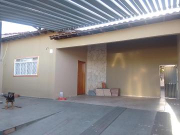 Alugar Casa / Padr&atilde;o em S&atilde;o Jos&eacute; do Rio Preto. apenas R$ 400.000,00