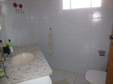 Comprar Casa / Padr&atilde;o em S&atilde;o Jos&eacute; do Rio Preto R$ 400.000,00 - Foto 8