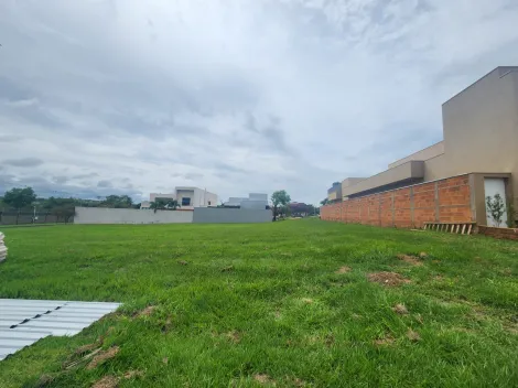 Alugar Terreno / Condom&iacute;nio em S&atilde;o Jos&eacute; do Rio Preto. apenas R$ 378.000,00