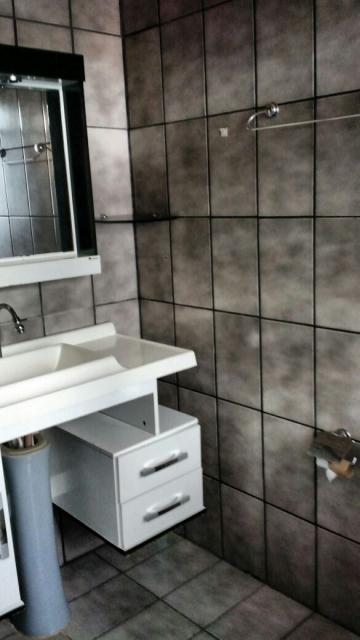 Alugar Casa / Padr&atilde;o em S&atilde;o Jos&eacute; do Rio Preto R$ 800,00 - Foto 3