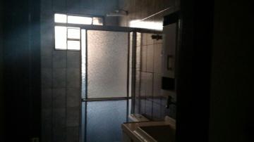Alugar Casa / Padr&atilde;o em S&atilde;o Jos&eacute; do Rio Preto R$ 800,00 - Foto 4