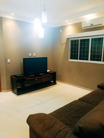 Comprar Casa / Padr&atilde;o em Potirendaba R$ 570.000,00 - Foto 3