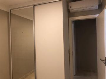 Alugar Apartamento / Padr&atilde;o em S&atilde;o Jos&eacute; do Rio Preto R$ 3.200,00 - Foto 13
