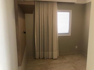 Alugar Apartamento / Padr&atilde;o em S&atilde;o Jos&eacute; do Rio Preto R$ 3.200,00 - Foto 17