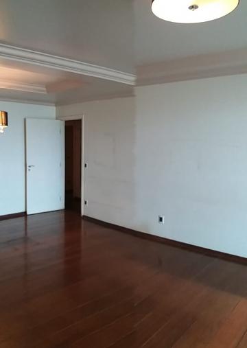 Alugar Apartamento / Padr&atilde;o em S&atilde;o Jos&eacute; do Rio Preto R$ 1.000,00 - Foto 3
