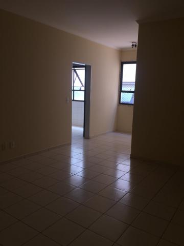 Alugar Apartamento / Padr&atilde;o em S&atilde;o Jos&eacute; do Rio Preto R$ 650,00 - Foto 12