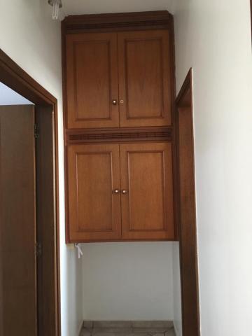 Alugar Apartamento / Padr&atilde;o em S&atilde;o Jos&eacute; do Rio Preto R$ 1.200,00 - Foto 12