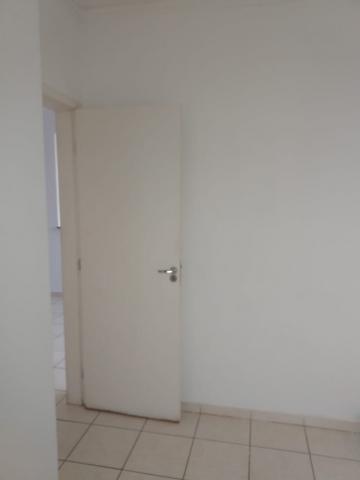 Alugar Apartamento / Padr&atilde;o em S&atilde;o Jos&eacute; do Rio Preto R$ 550,00 - Foto 11