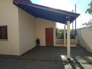 Alugar Casa / Padr&atilde;o em S&atilde;o Jos&eacute; do Rio Preto R$ 1.100,00 - Foto 2