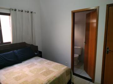 Alugar Casa / Padr&atilde;o em S&atilde;o Jos&eacute; do Rio Preto R$ 1.100,00 - Foto 9