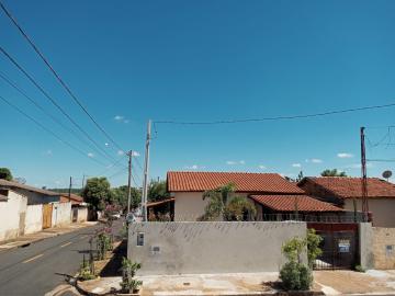 Alugar Casa / Padr&atilde;o em S&atilde;o Jos&eacute; do Rio Preto. apenas R$ 550,00