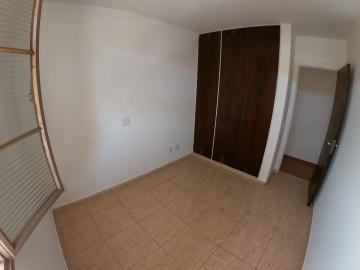 Alugar Apartamento / Padr&atilde;o em S&atilde;o Jos&eacute; do Rio Preto R$ 1.200,00 - Foto 13