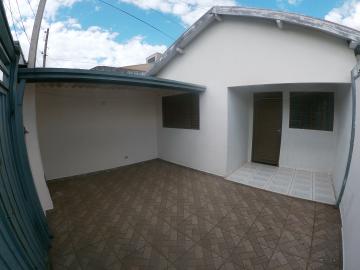Alugar Casa / Padr&atilde;o em S&atilde;o Jos&eacute; do Rio Preto R$ 900,00 - Foto 2