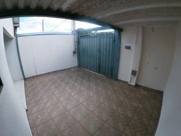 Alugar Casa / Padr&atilde;o em S&atilde;o Jos&eacute; do Rio Preto R$ 900,00 - Foto 3