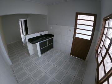 Alugar Casa / Padr&atilde;o em S&atilde;o Jos&eacute; do Rio Preto R$ 900,00 - Foto 15