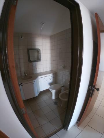 Alugar Apartamento / Padr&atilde;o em S&atilde;o Jos&eacute; do Rio Preto R$ 1.800,00 - Foto 31