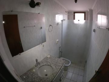 Alugar Apartamento / Padr&atilde;o em S&atilde;o Jos&eacute; do Rio Preto R$ 750,00 - Foto 24