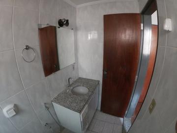 Alugar Apartamento / Padr&atilde;o em S&atilde;o Jos&eacute; do Rio Preto R$ 750,00 - Foto 29