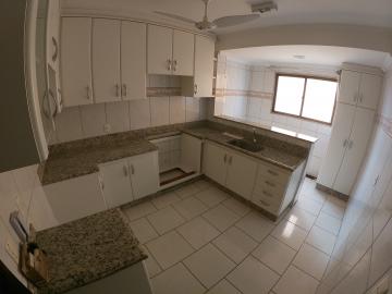 Alugar Apartamento / Padr&atilde;o em S&atilde;o Jos&eacute; do Rio Preto R$ 1.200,00 - Foto 4