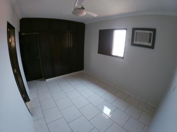 Alugar Apartamento / Padr&atilde;o em S&atilde;o Jos&eacute; do Rio Preto R$ 1.200,00 - Foto 12