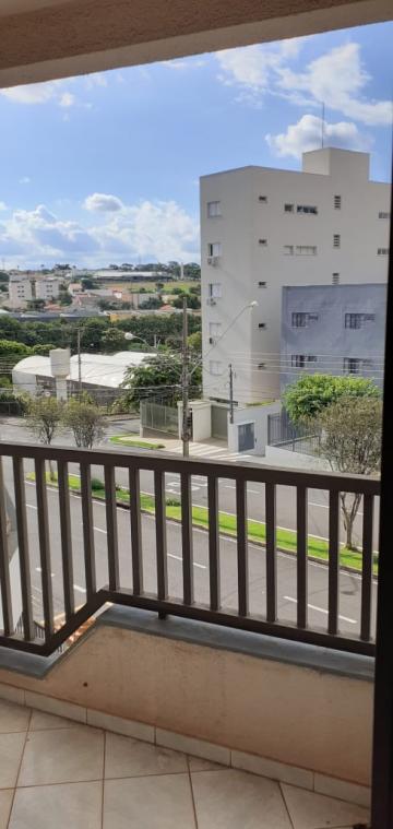 Alugar Apartamento / Padr&atilde;o em S&atilde;o Jos&eacute; do Rio Preto R$ 1.200,00 - Foto 2