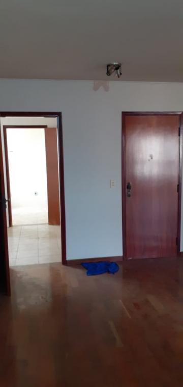 Alugar Apartamento / Padr&atilde;o em S&atilde;o Jos&eacute; do Rio Preto R$ 1.200,00 - Foto 4