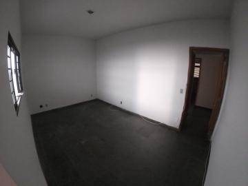 Alugar Apartamento / Padr&atilde;o em S&atilde;o Jos&eacute; do Rio Preto. apenas R$ 950,00