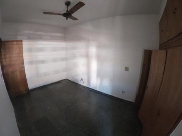 Alugar Apartamento / Padr&atilde;o em S&atilde;o Jos&eacute; do Rio Preto R$ 950,00 - Foto 12