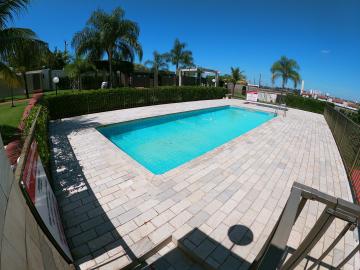 Alugar Apartamento / Padr&atilde;o em S&atilde;o Jos&eacute; do Rio Preto. apenas R$ 1.000,00