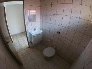 Alugar Casa / Padr&atilde;o em S&atilde;o Jos&eacute; do Rio Preto R$ 1.000,00 - Foto 4