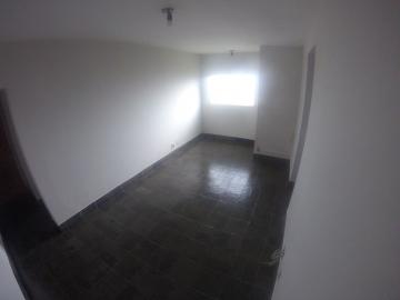 Alugar Apartamento / Padr&atilde;o em S&atilde;o Jos&eacute; do Rio Preto. apenas R$ 700,00