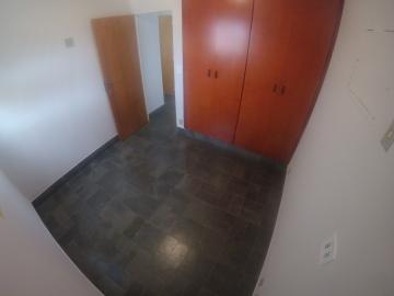 Alugar Apartamento / Padr&atilde;o em S&atilde;o Jos&eacute; do Rio Preto R$ 700,00 - Foto 8