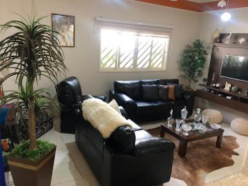 Alugar Casa / Padr&atilde;o em S&atilde;o Jos&eacute; do Rio Preto. apenas R$ 690.000,00