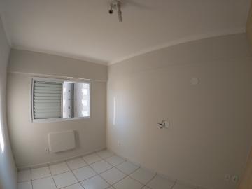 Alugar Apartamento / Padr&atilde;o em S&atilde;o Jos&eacute; do Rio Preto R$ 1.000,00 - Foto 16