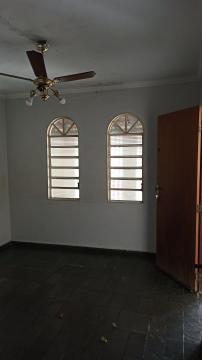 Alugar Casa / Padr&atilde;o em S&atilde;o Jos&eacute; do Rio Preto R$ 800,00 - Foto 2