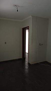 Alugar Casa / Padr&atilde;o em S&atilde;o Jos&eacute; do Rio Preto R$ 800,00 - Foto 17