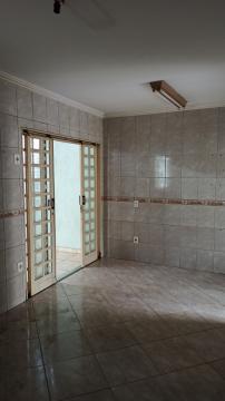 Alugar Casa / Padr&atilde;o em S&atilde;o Jos&eacute; do Rio Preto R$ 800,00 - Foto 6