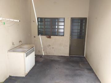 Alugar Casa / Padr&atilde;o em S&atilde;o Jos&eacute; do Rio Preto R$ 780,00 - Foto 2