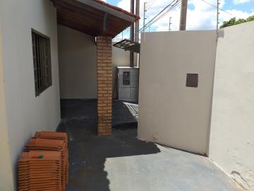 Alugar Casa / Padr&atilde;o em S&atilde;o Jos&eacute; do Rio Preto R$ 780,00 - Foto 5
