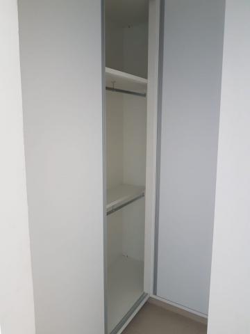 Alugar Apartamento / Padr&atilde;o em S&atilde;o Jos&eacute; do Rio Preto R$ 2.600,00 - Foto 5