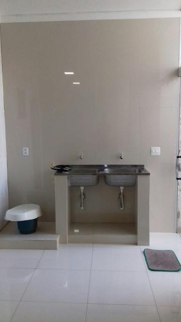 Alugar Casa / Padr&atilde;o em S&atilde;o Jos&eacute; do Rio Preto R$ 1.300,00 - Foto 4