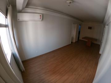 Alugar Apartamento / Padr&atilde;o em S&atilde;o Jos&eacute; do Rio Preto. apenas R$ 1.000,00