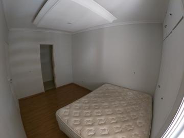 Alugar Apartamento / Padr&atilde;o em S&atilde;o Jos&eacute; do Rio Preto R$ 1.000,00 - Foto 25