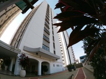 Alugar Apartamento / Padr&atilde;o em S&atilde;o Jos&eacute; do Rio Preto R$ 1.000,00 - Foto 42