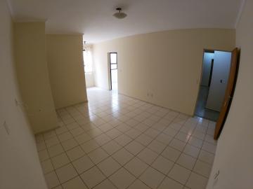 Alugar Apartamento / Padr&atilde;o em S&atilde;o Jos&eacute; do Rio Preto R$ 600,00 - Foto 4