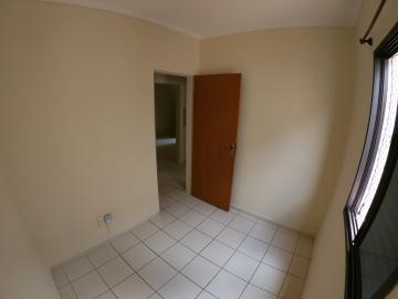 Alugar Apartamento / Padr&atilde;o em S&atilde;o Jos&eacute; do Rio Preto R$ 600,00 - Foto 11