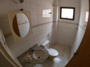 Alugar Apartamento / Padr&atilde;o em S&atilde;o Jos&eacute; do Rio Preto R$ 600,00 - Foto 12