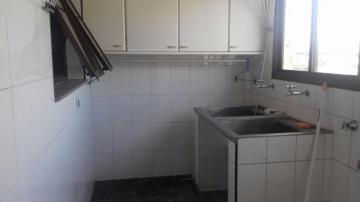 Alugar Apartamento / Padr&atilde;o em S&atilde;o Jos&eacute; do Rio Preto R$ 1.300,00 - Foto 16