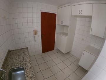 Alugar Apartamento / Padr&atilde;o em S&atilde;o Jos&eacute; do Rio Preto R$ 700,00 - Foto 11